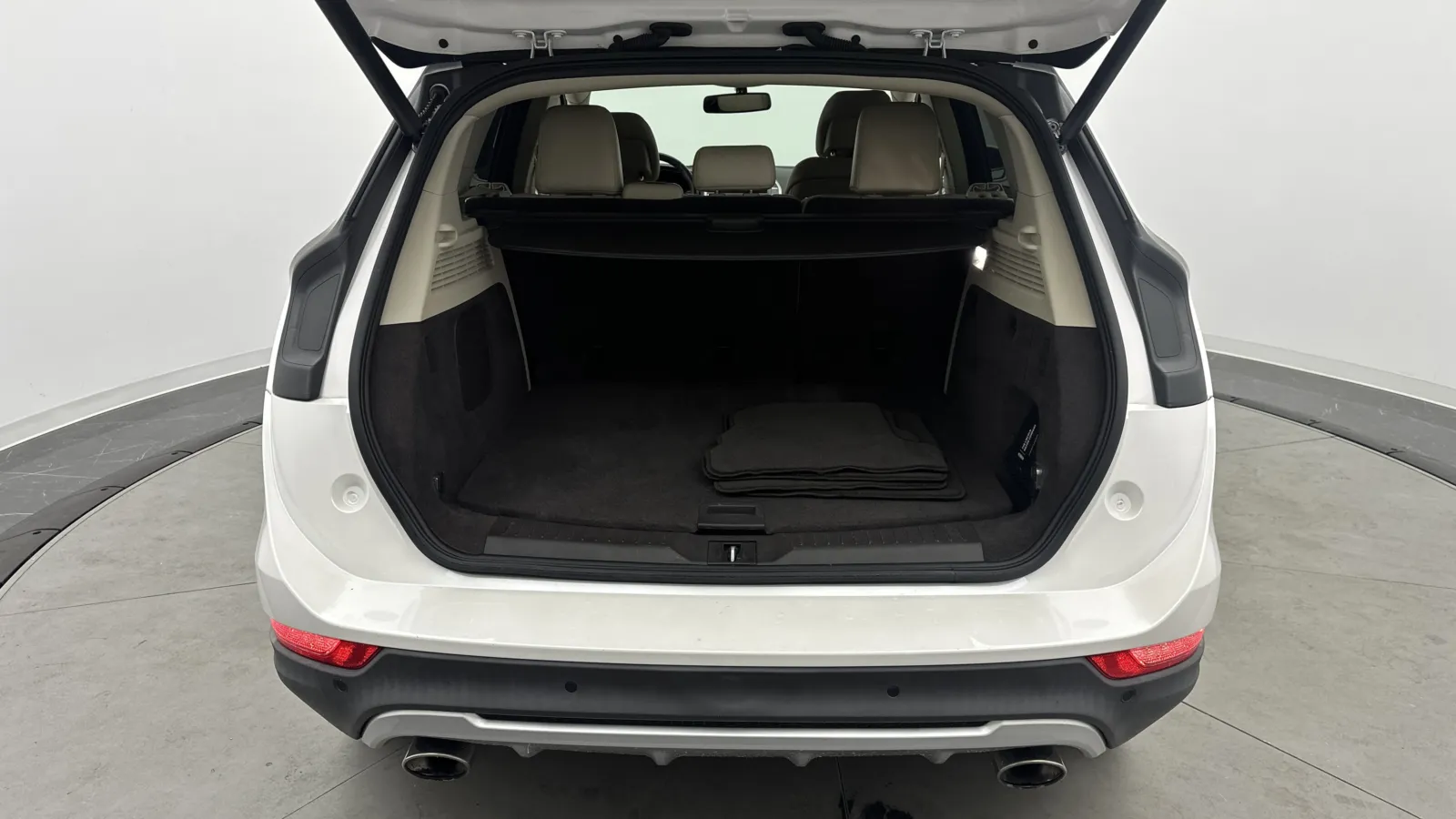 Lincoln MKC photo 25