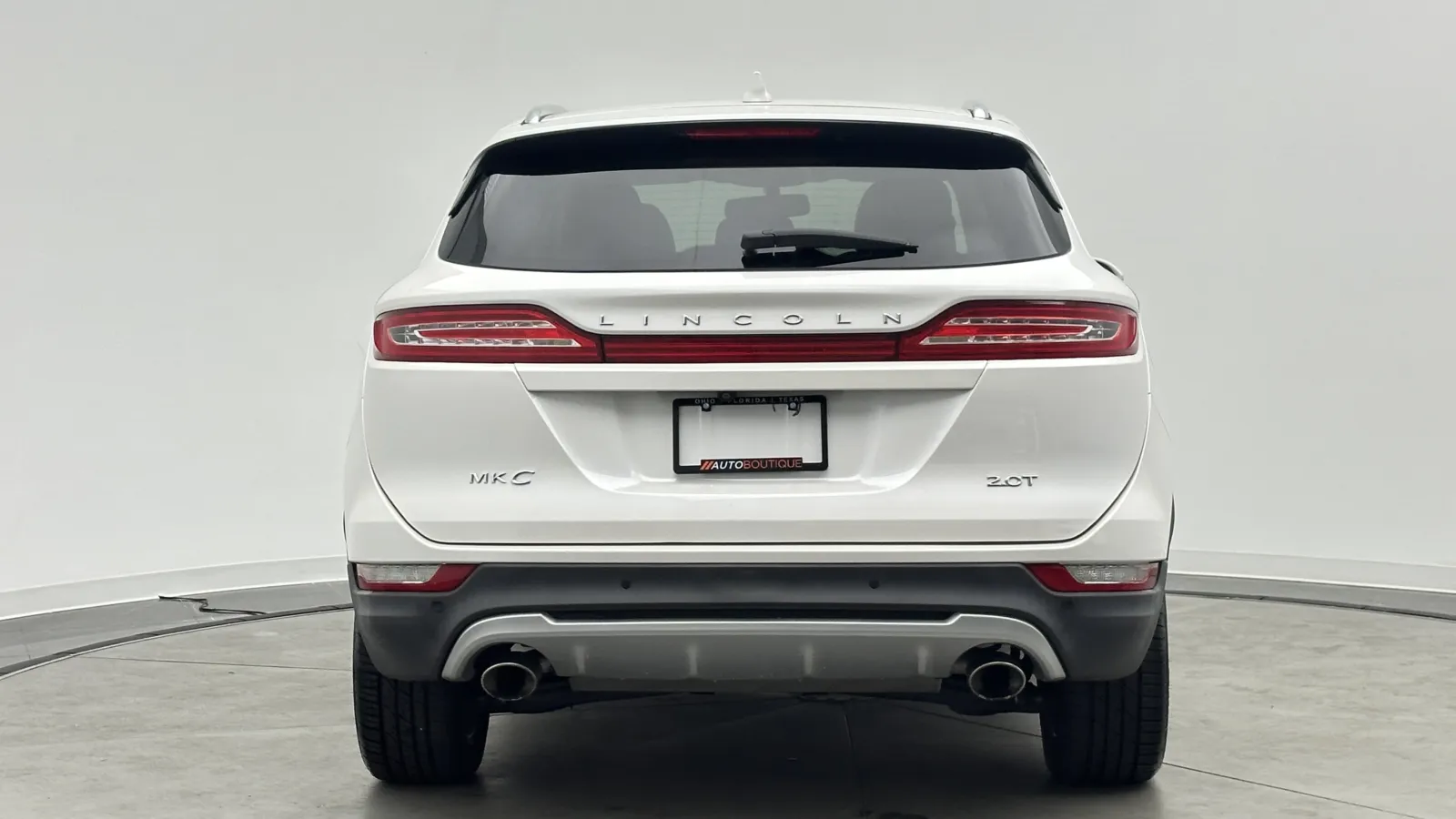 Lincoln MKC photo 7