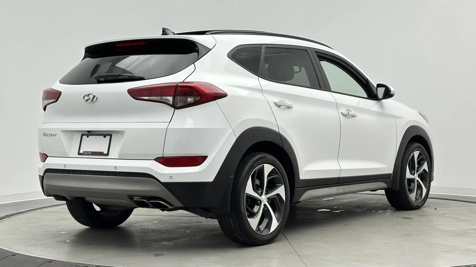 Hyundai Tucson photo 8