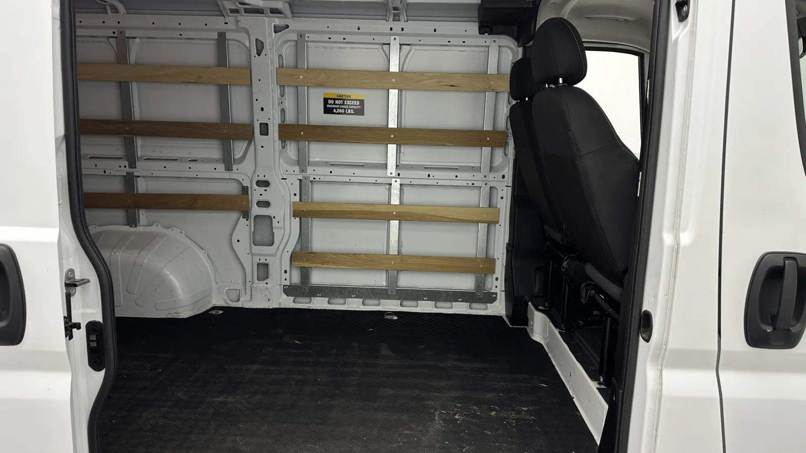 Ram Cargo Van photo 21