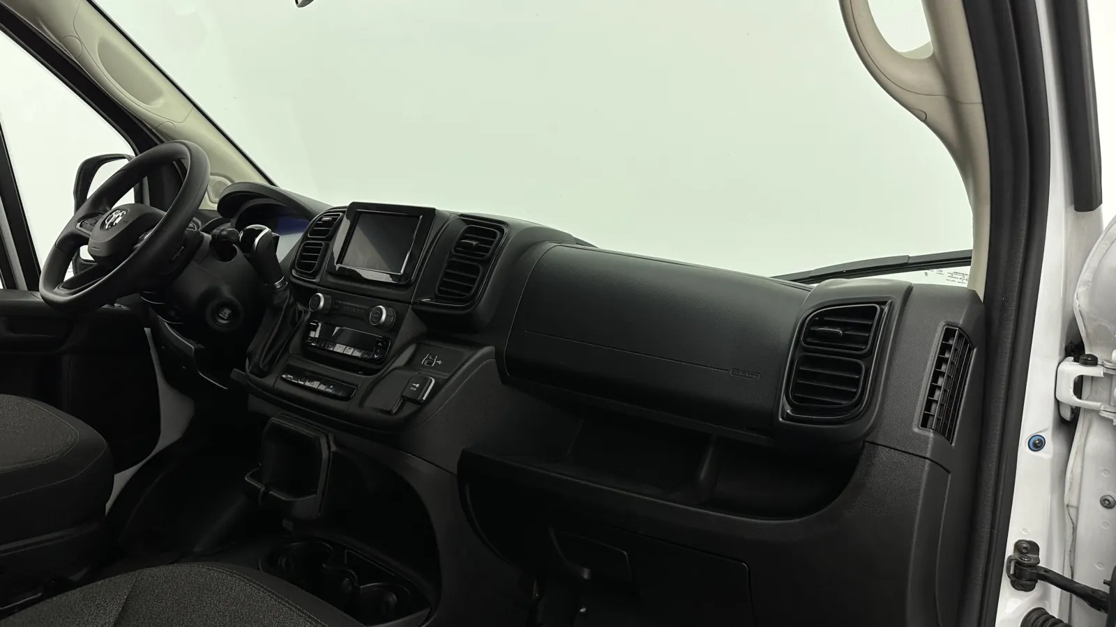 Ram Cargo Van photo 25