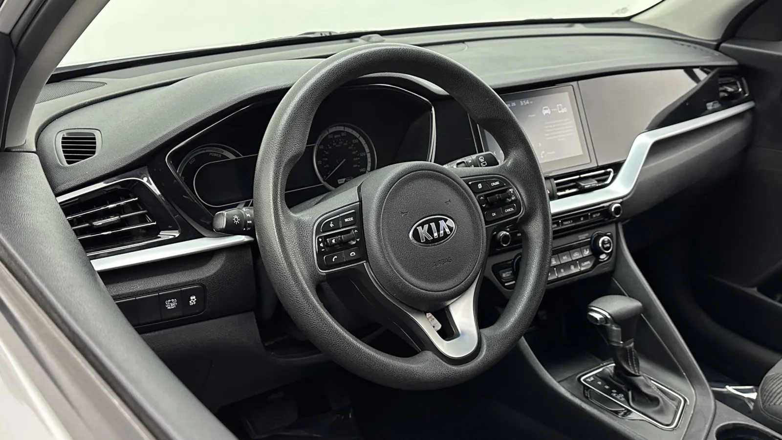 Kia Niro photo 8
