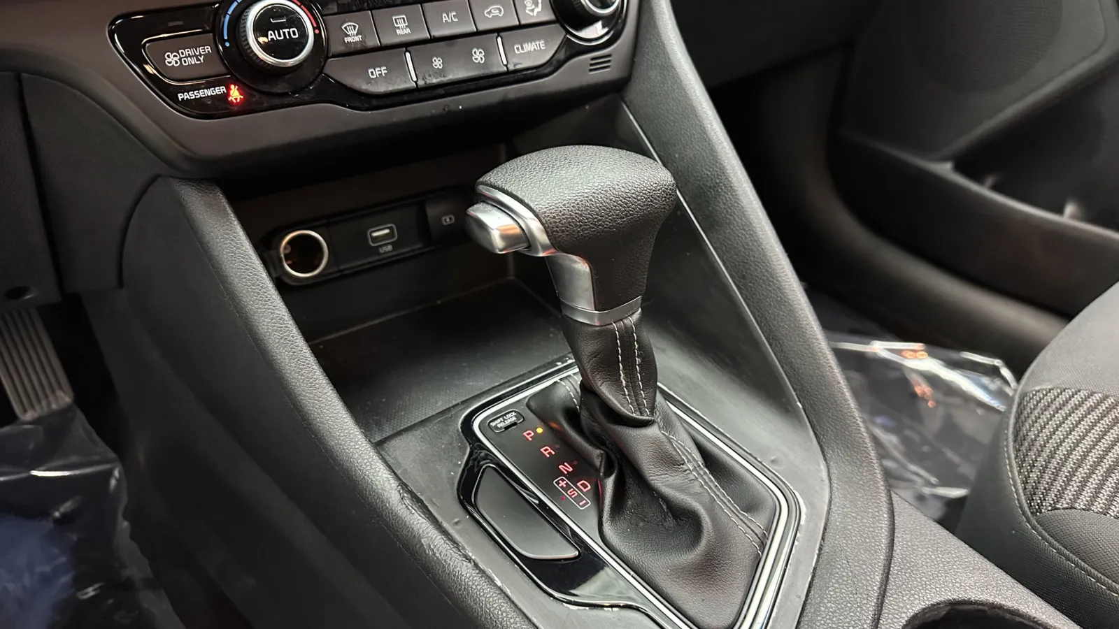 Kia Niro photo 14
