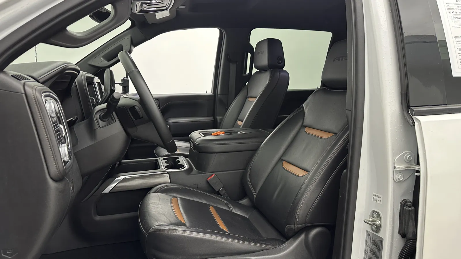 GMC Sierra photo 16