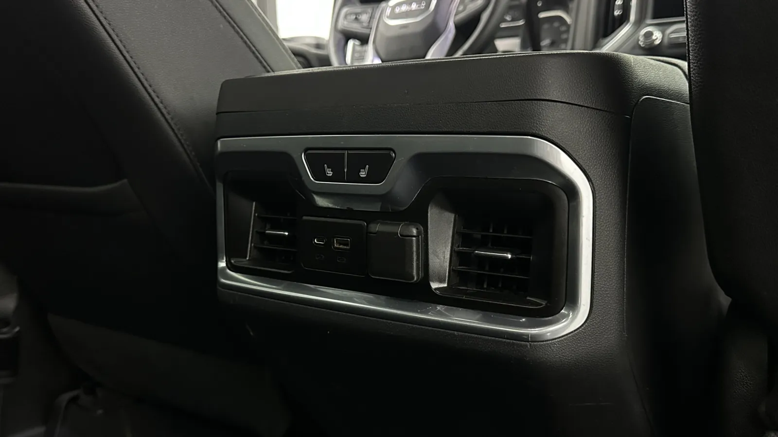 GMC Sierra photo 35