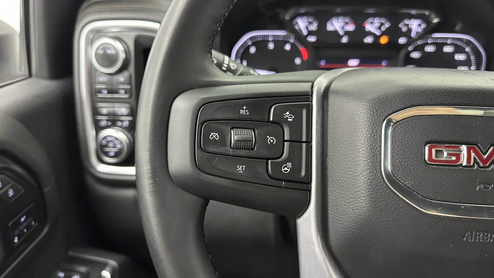 GMC Sierra photo 22