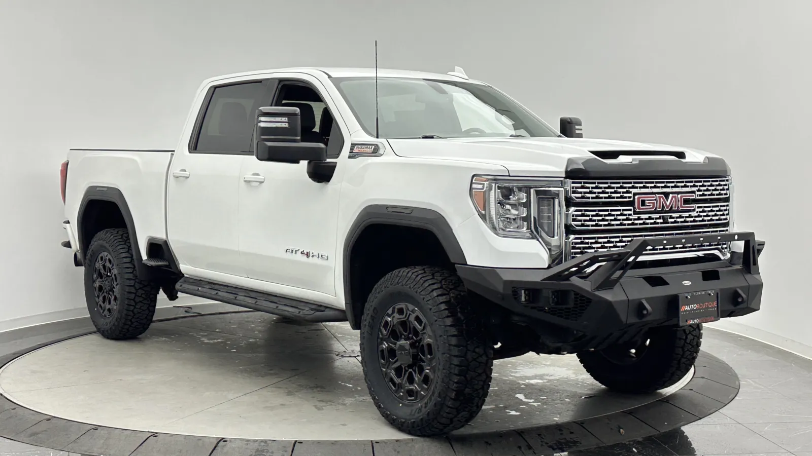 GMC Sierra photo 3