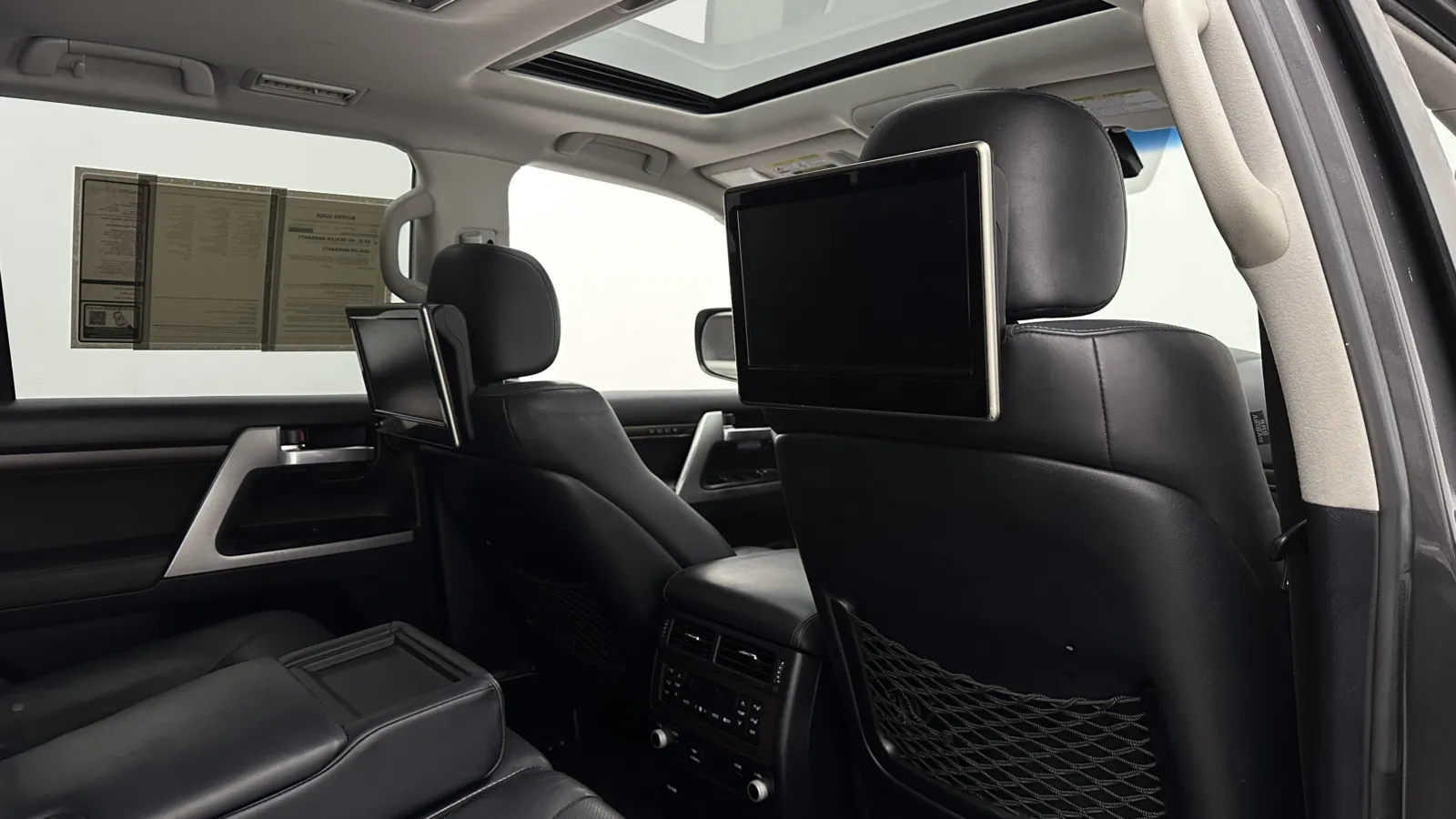 Toyota Land Cruiser photo 32