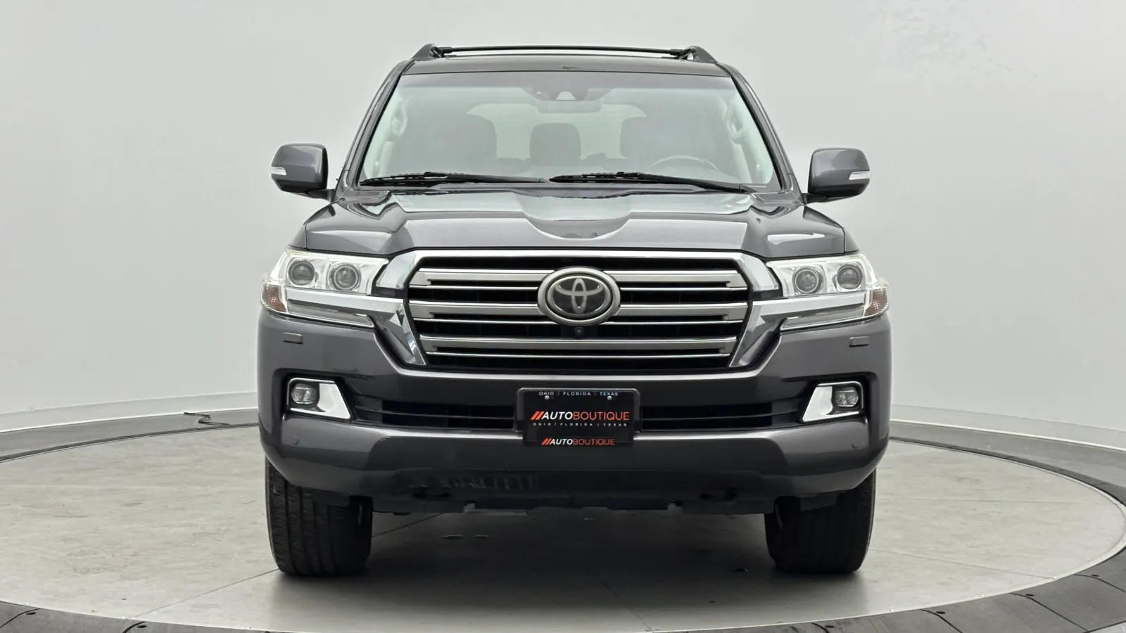 Toyota Land Cruiser photo 2