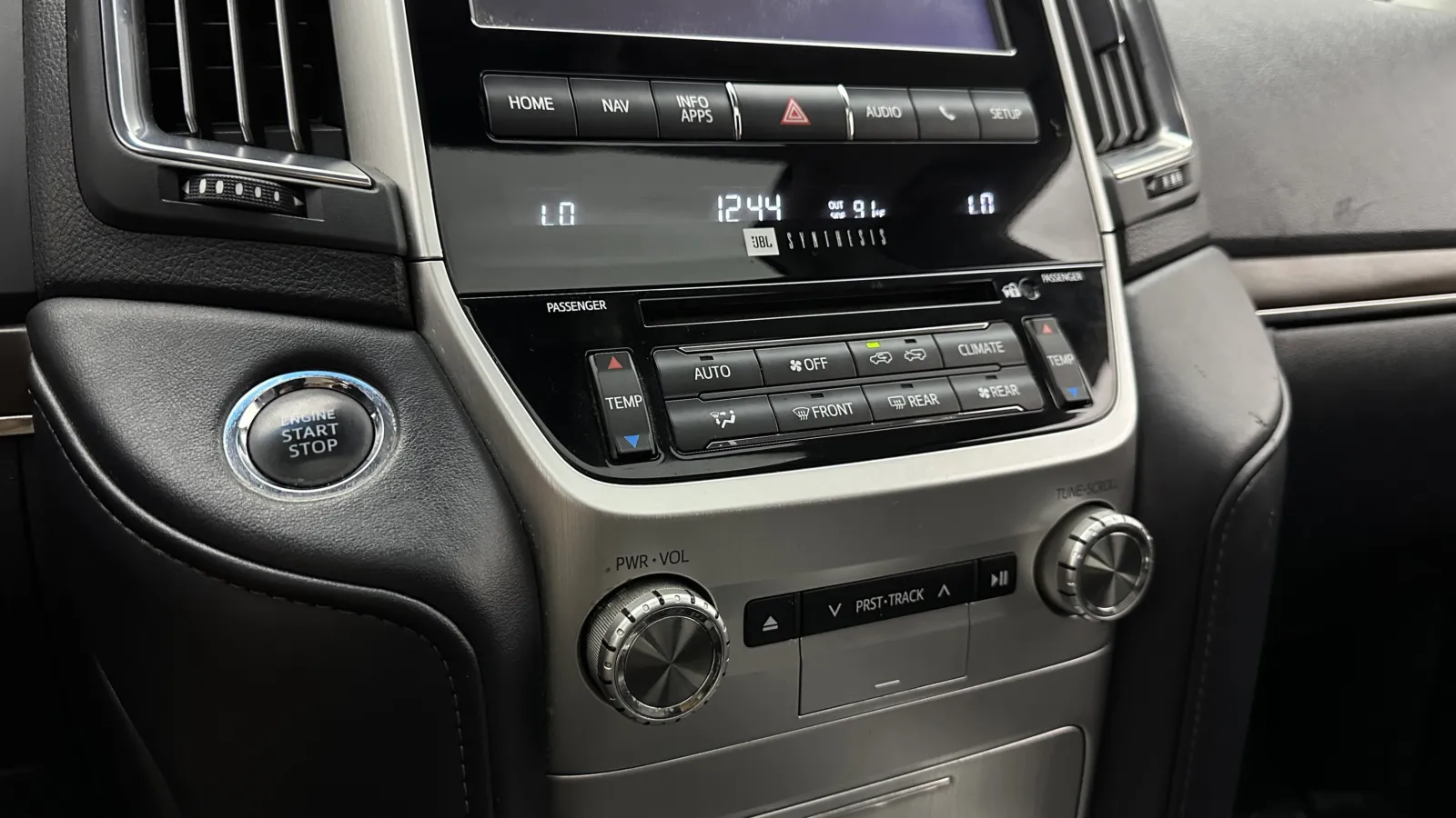 Toyota Land Cruiser photo 21