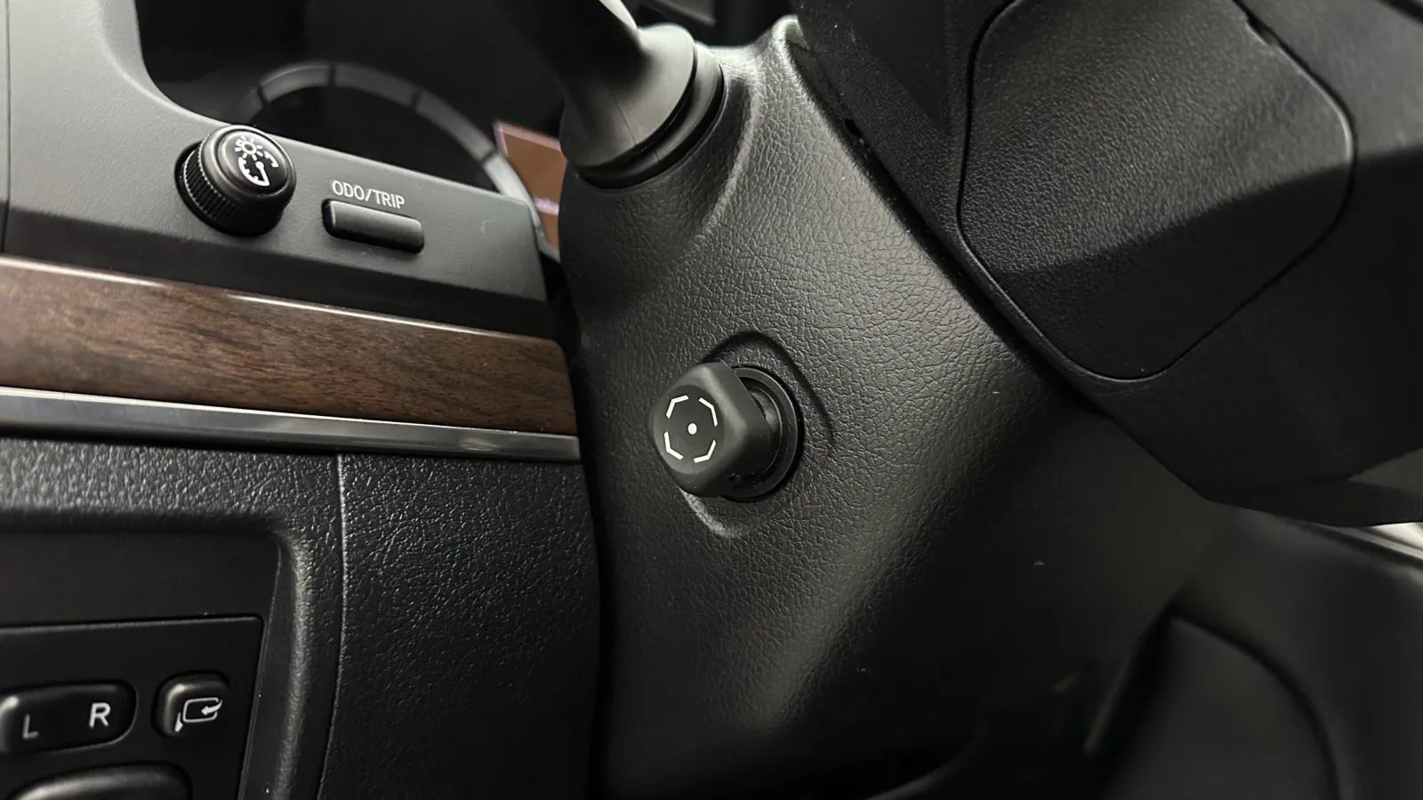 Toyota Land Cruiser photo 15
