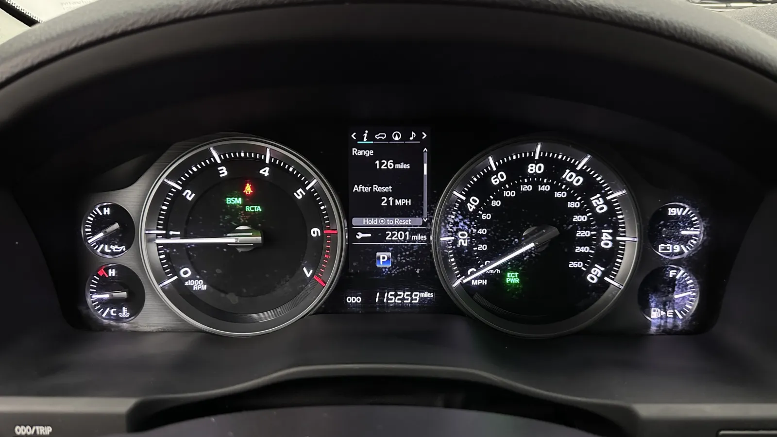 Toyota Land Cruiser photo 17