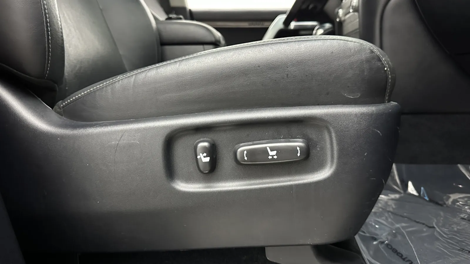 Toyota Land Cruiser photo 35