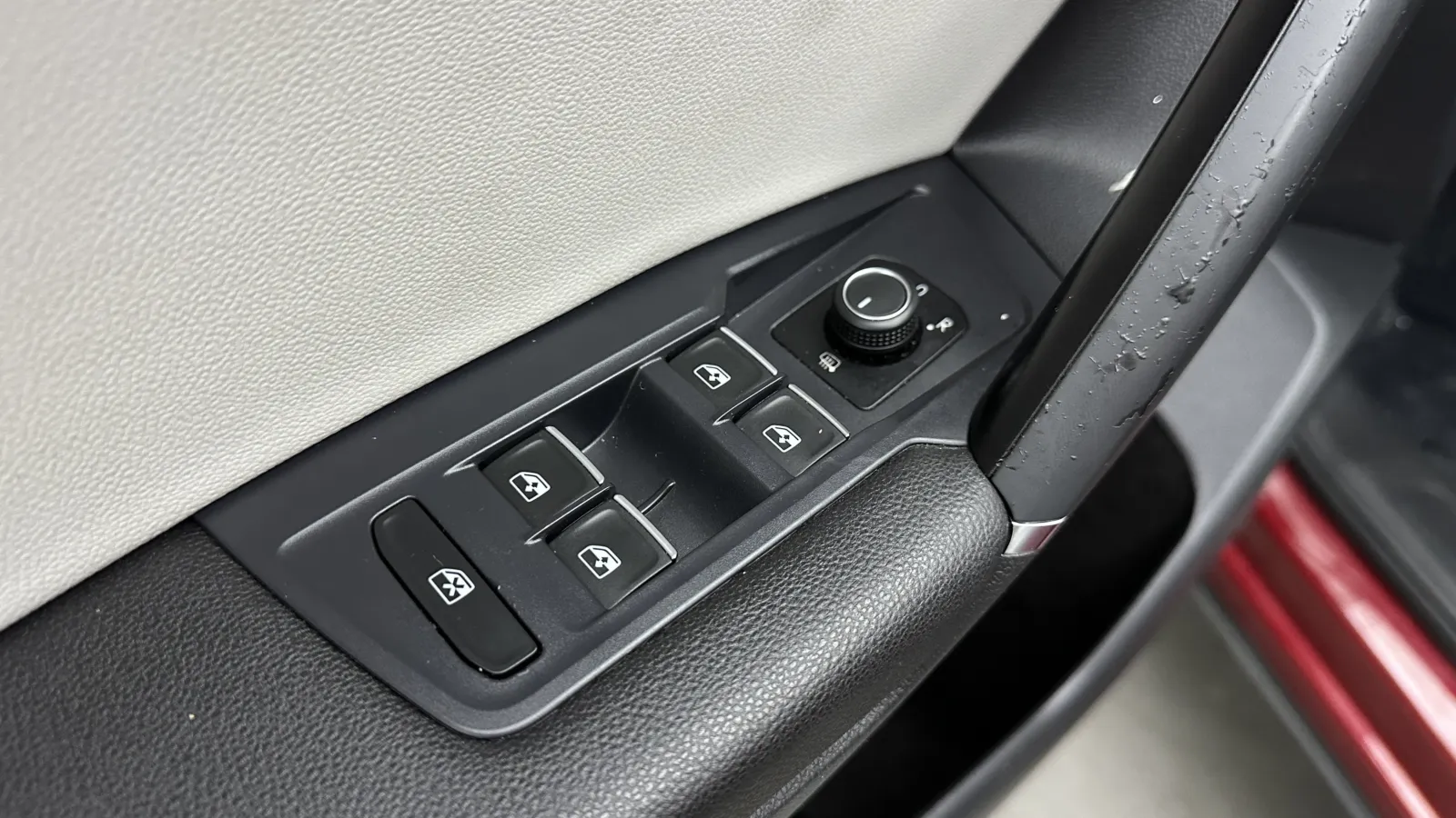 Volkswagen Tiguan photo 11