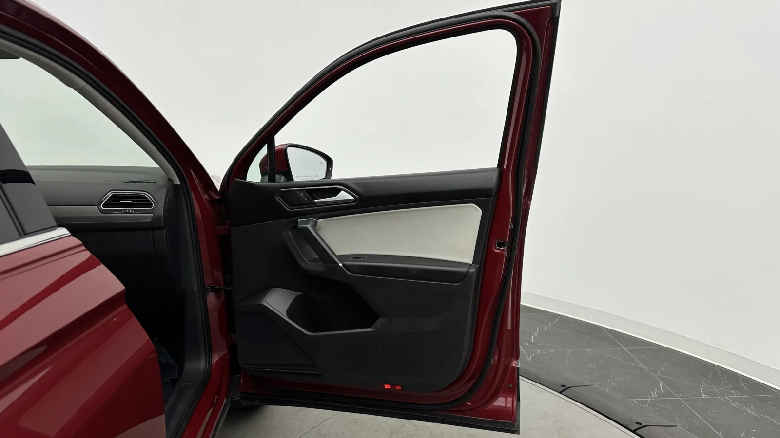 Volkswagen Tiguan photo 32