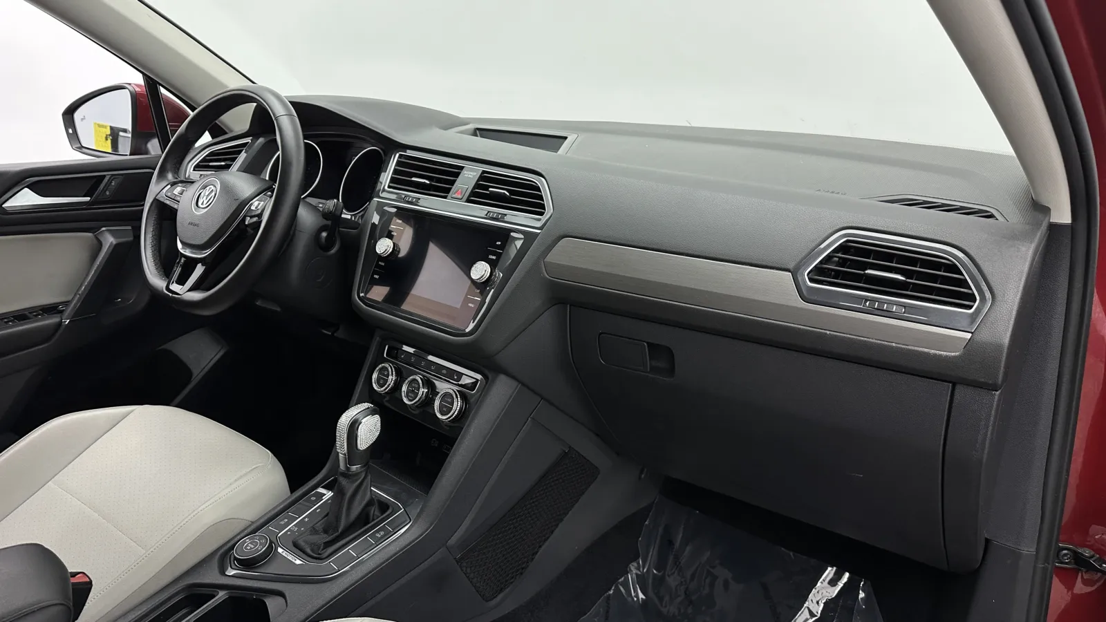 Volkswagen Tiguan photo 35