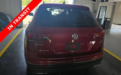 More photos of 2018 Volkswagen Tiguan SE at Auto Boutique Florida, FL