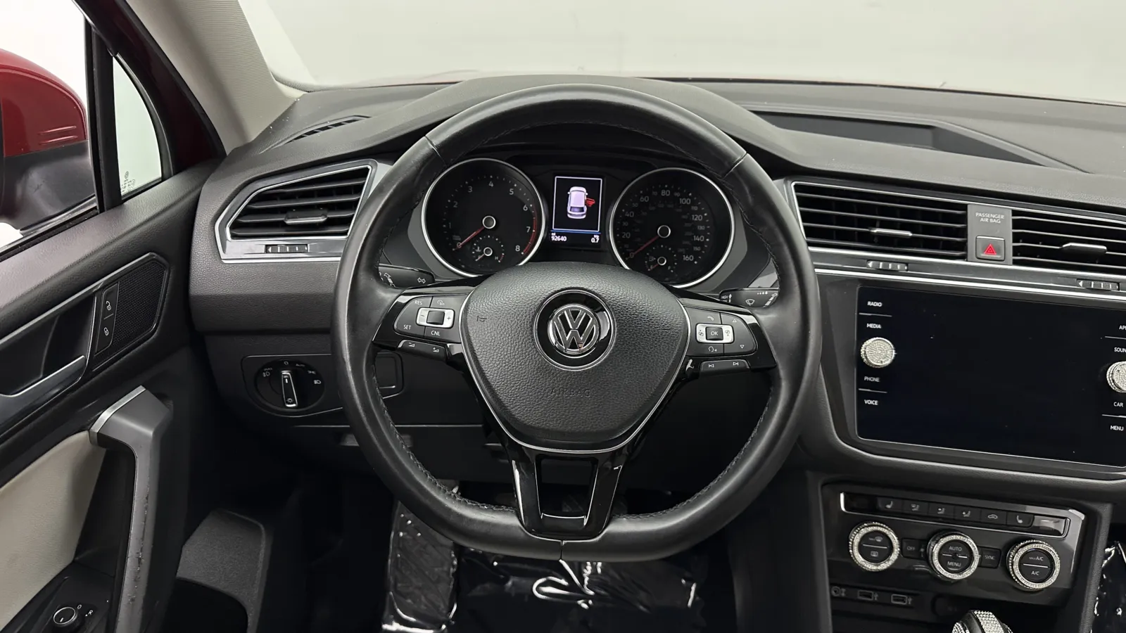Volkswagen Tiguan photo 27