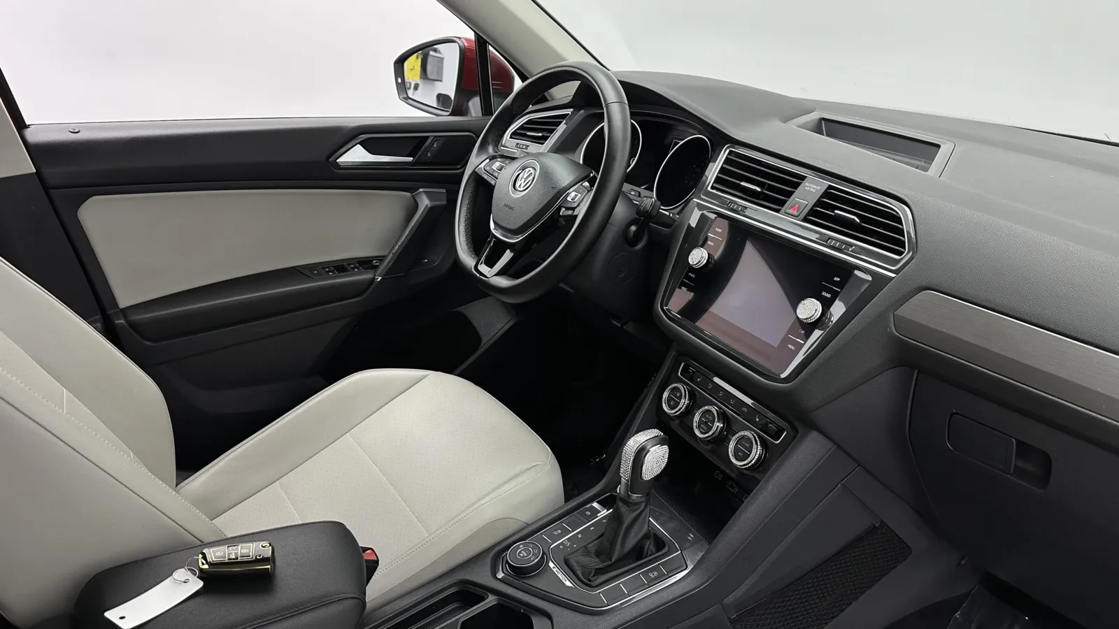 Volkswagen Tiguan photo 33