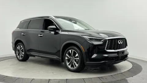 Another view of 2023 INFINITI QX60 LUXE for sale in Jacksonville, FL at Auto Boutique Florida
