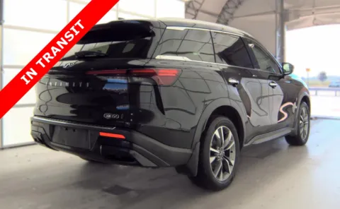 More photos of 2023 INFINITI QX60 LUXE at Auto Boutique Florida, FL