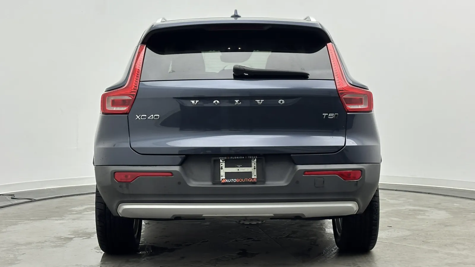 Volvo XC40 photo 7