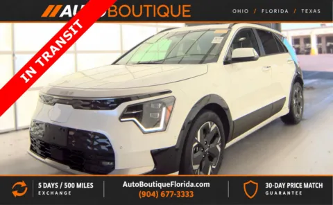White 2023 Kia Niro EV Wave for sale in Jacksonville, FL