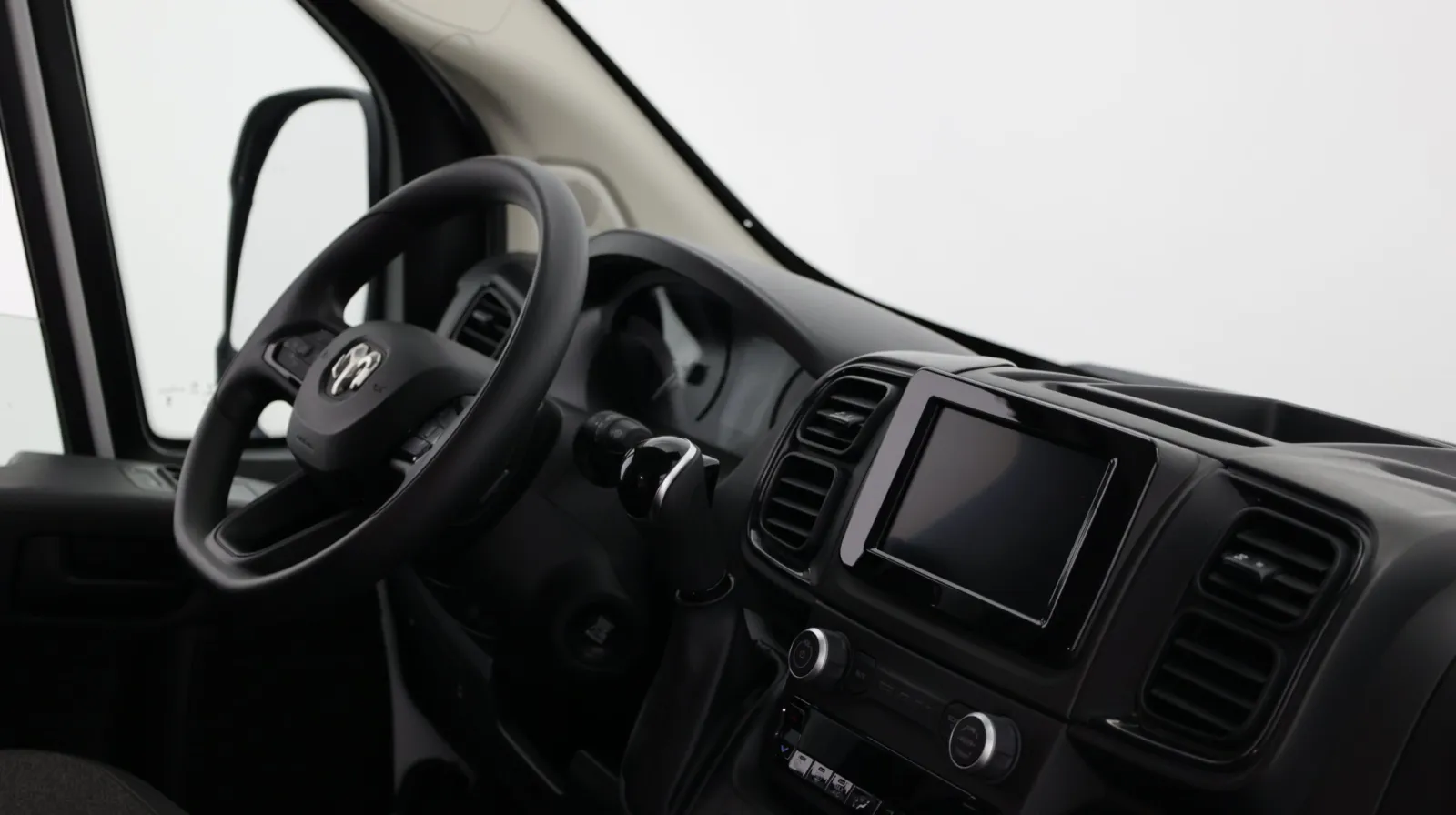 Ram Cargo Van photo 33