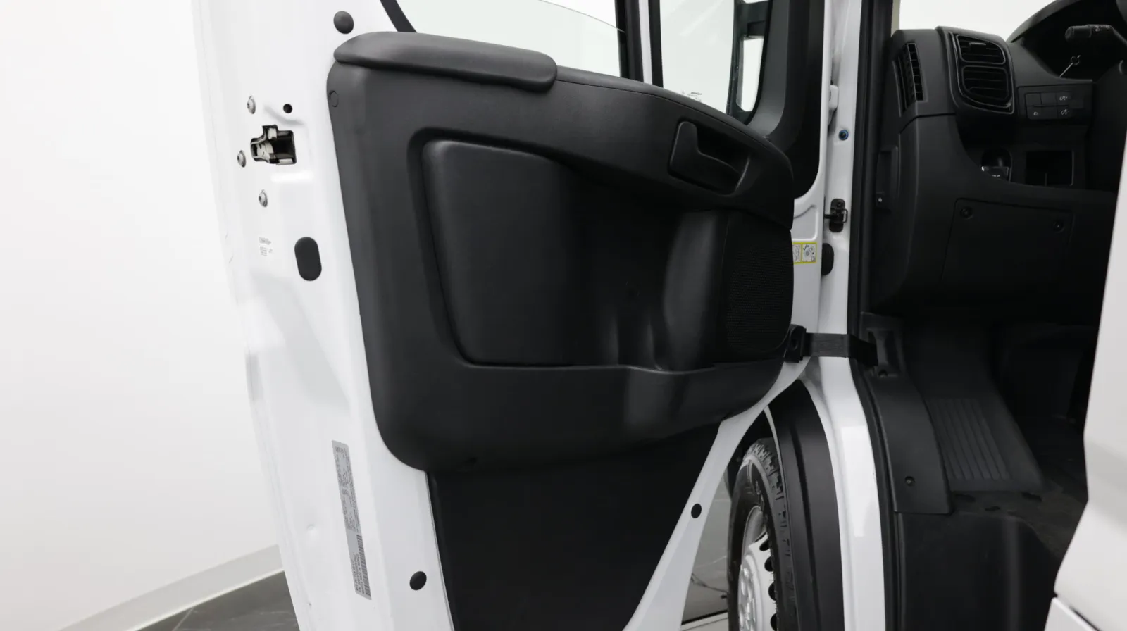 Ram Cargo Van photo 13