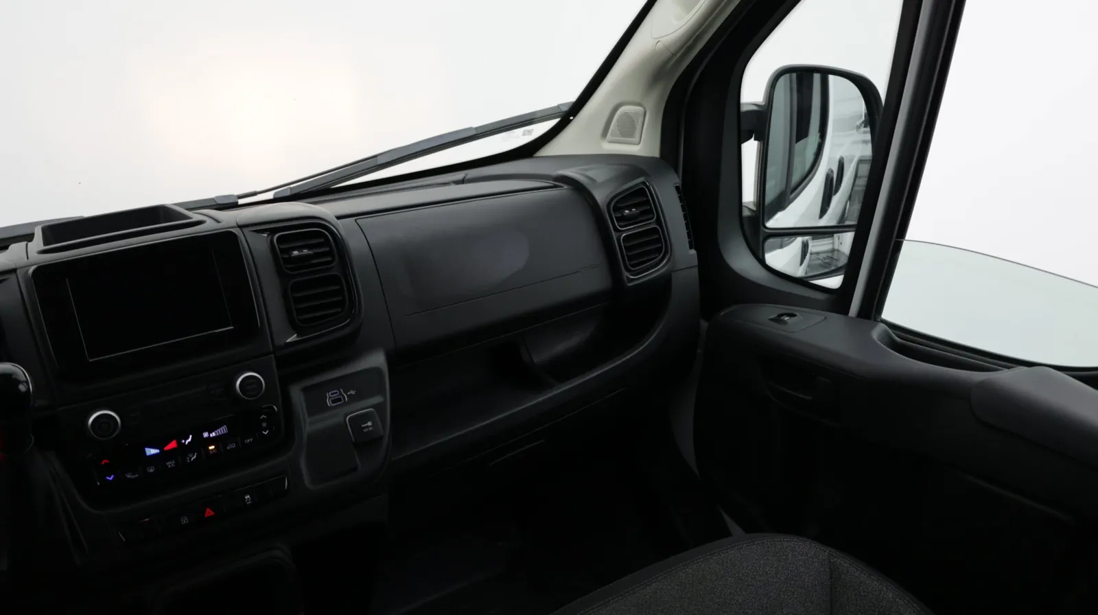 Ram Cargo Van photo 26