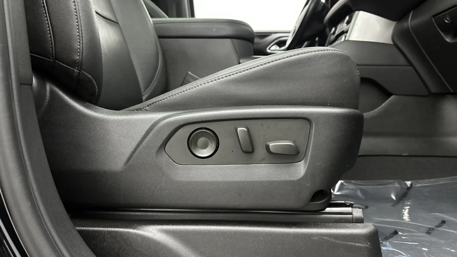 Chevrolet Tahoe photo 37