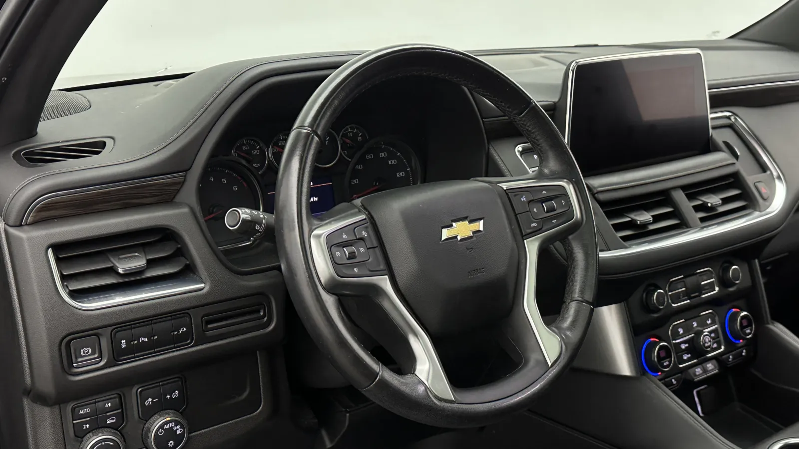 Chevrolet Tahoe photo 10