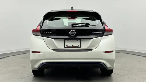 More photos of 2020 Nissan LEAF SV at Auto Boutique Florida, FL