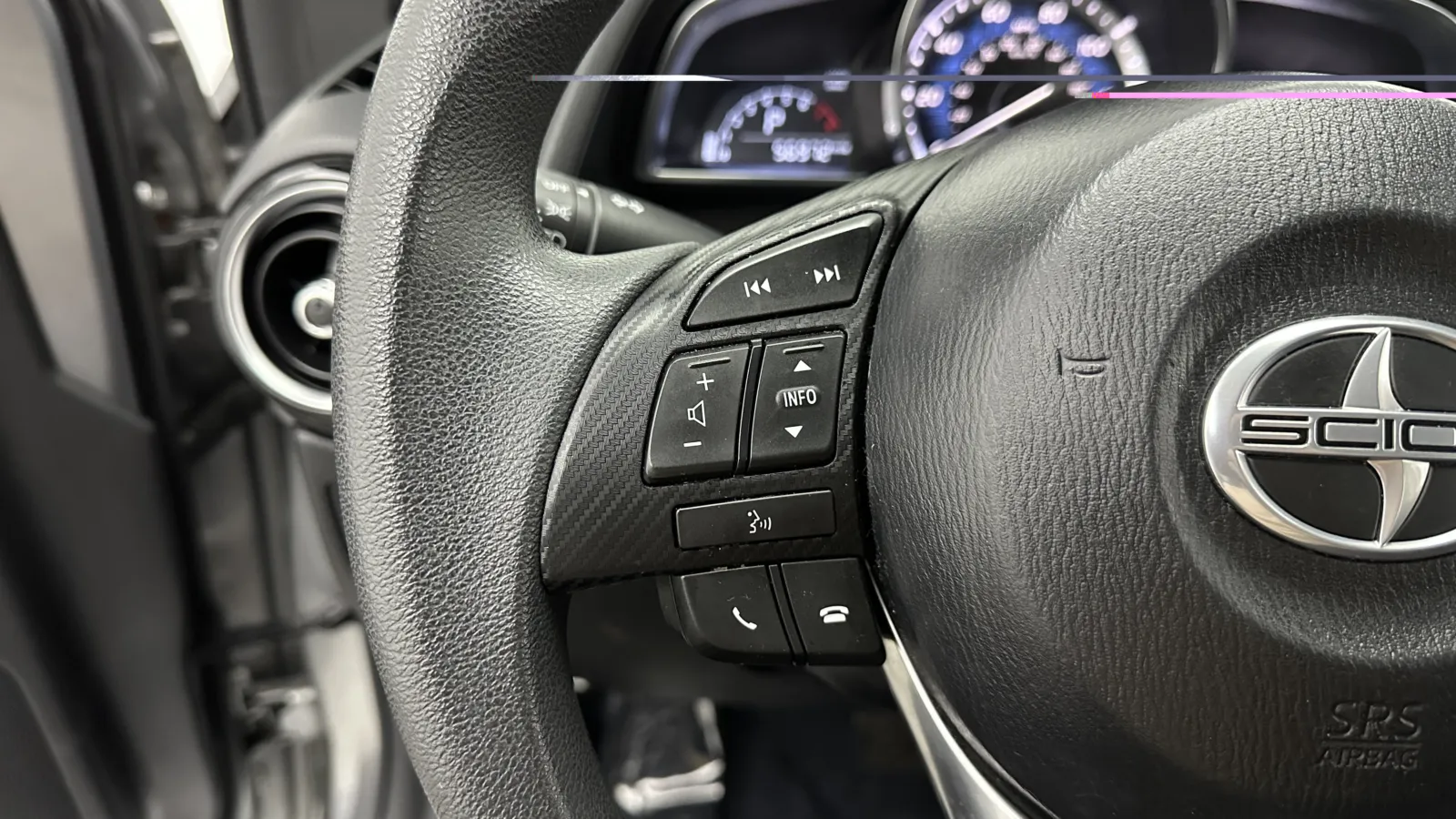 Scion iA photo 18