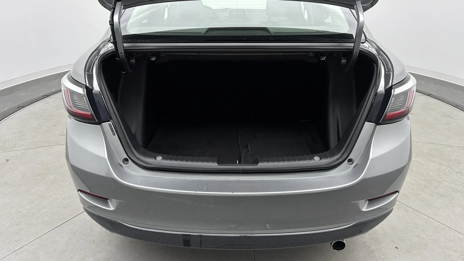 Scion iA photo 23