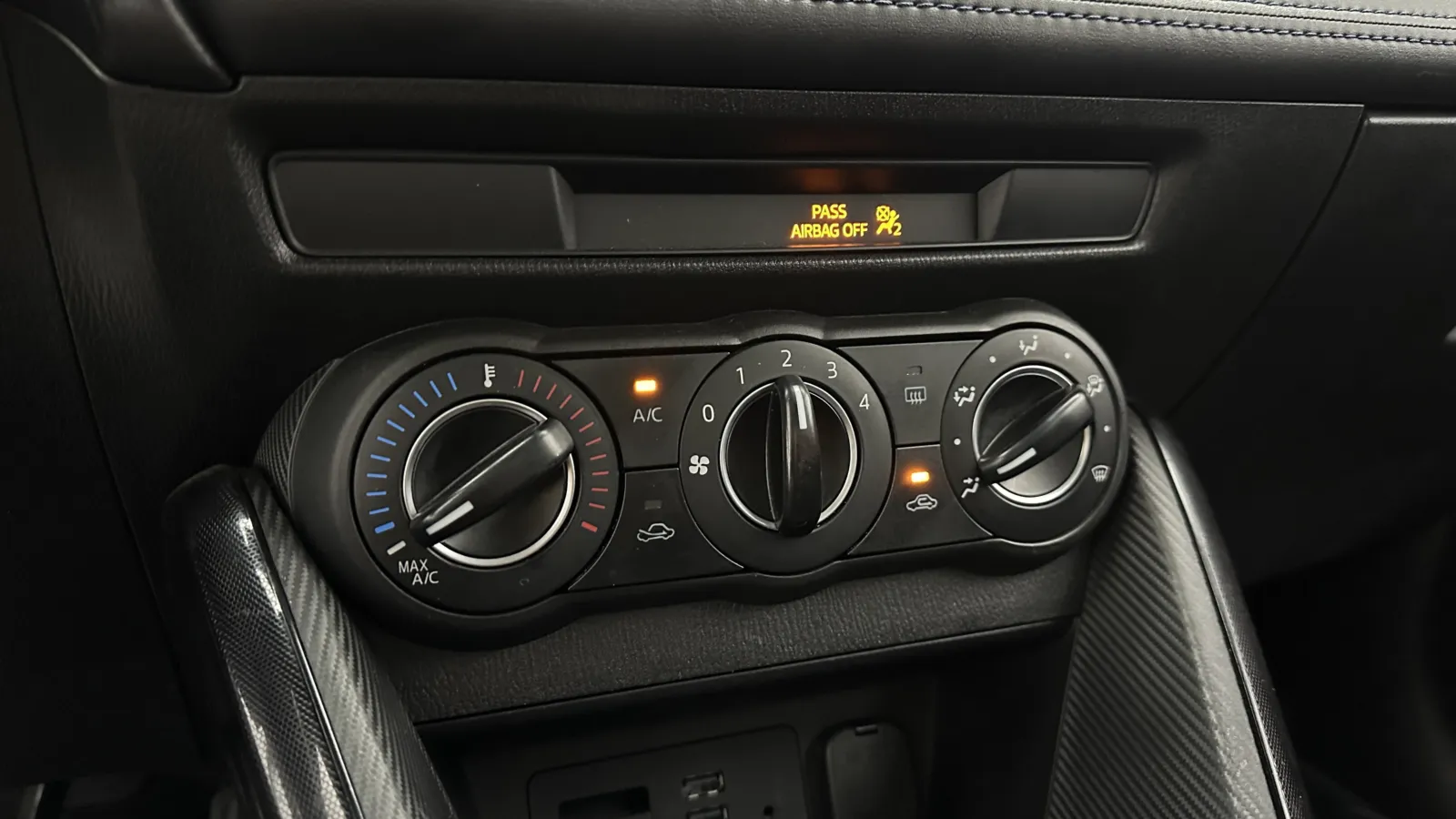 Scion iA photo 15