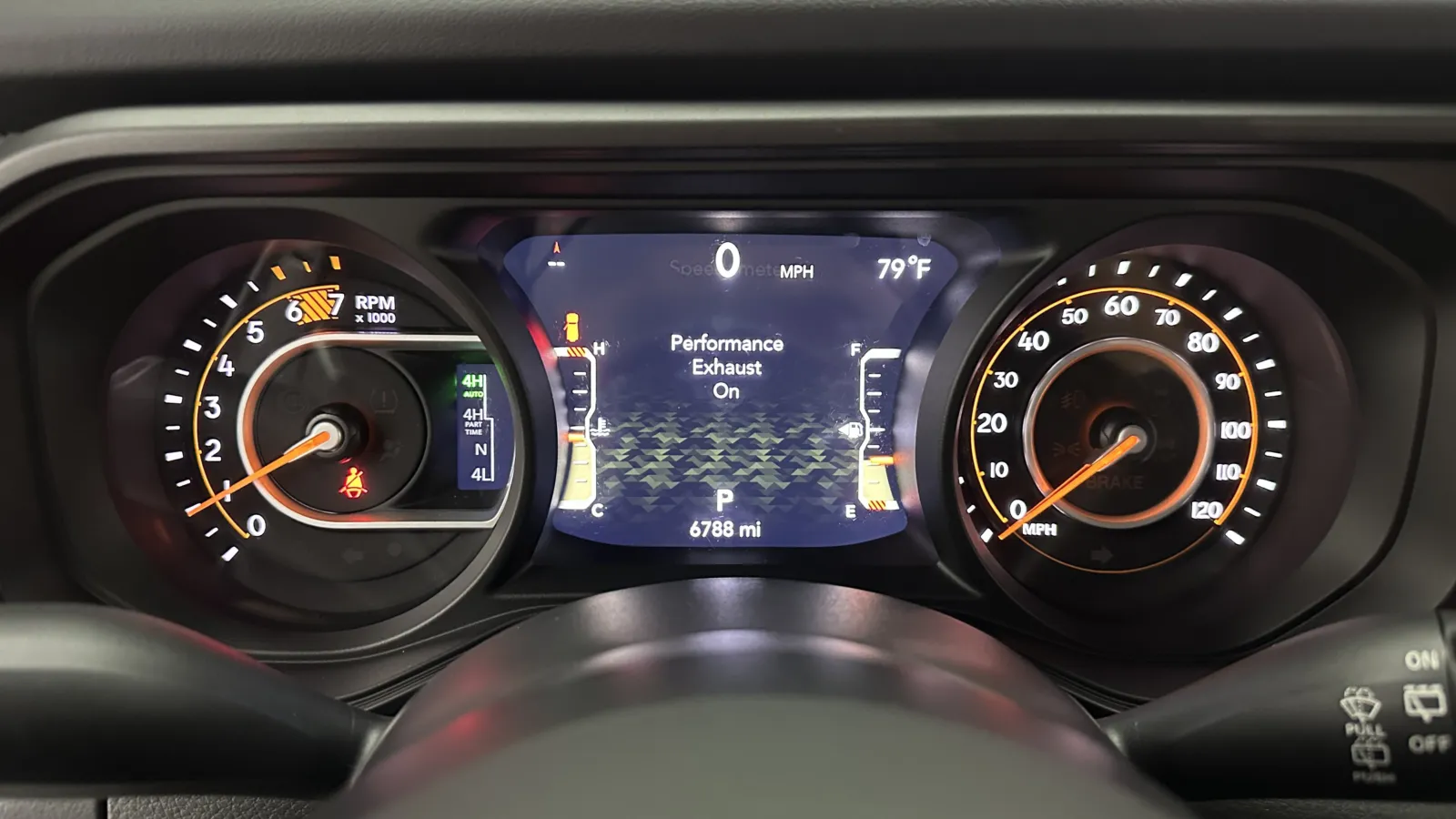Jeep Wrangler photo 22