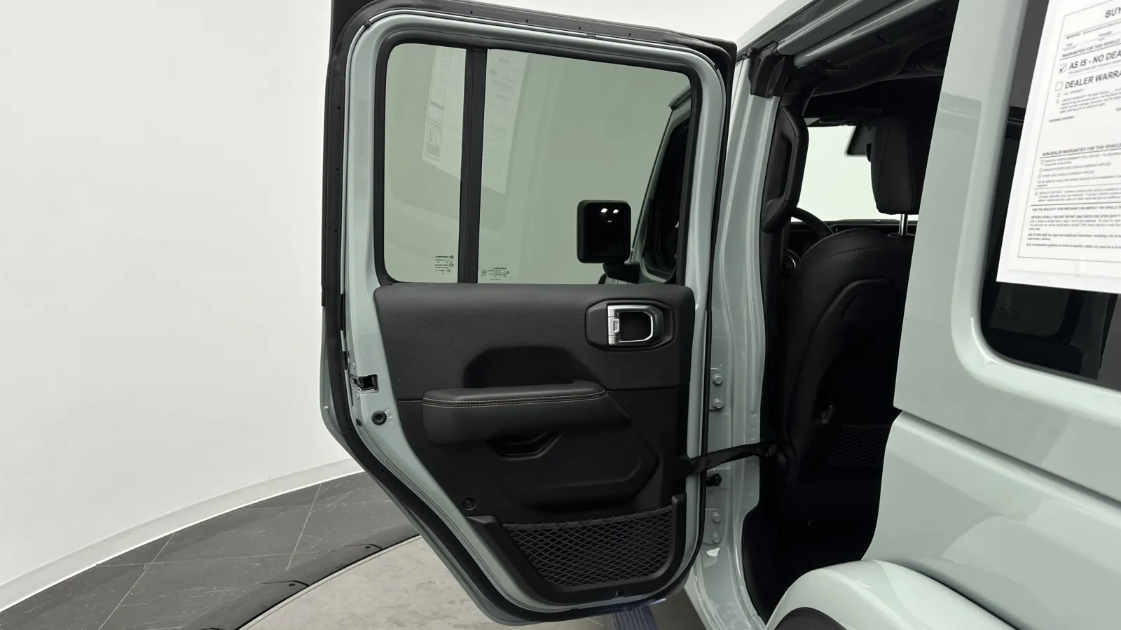 Jeep Wrangler photo 30