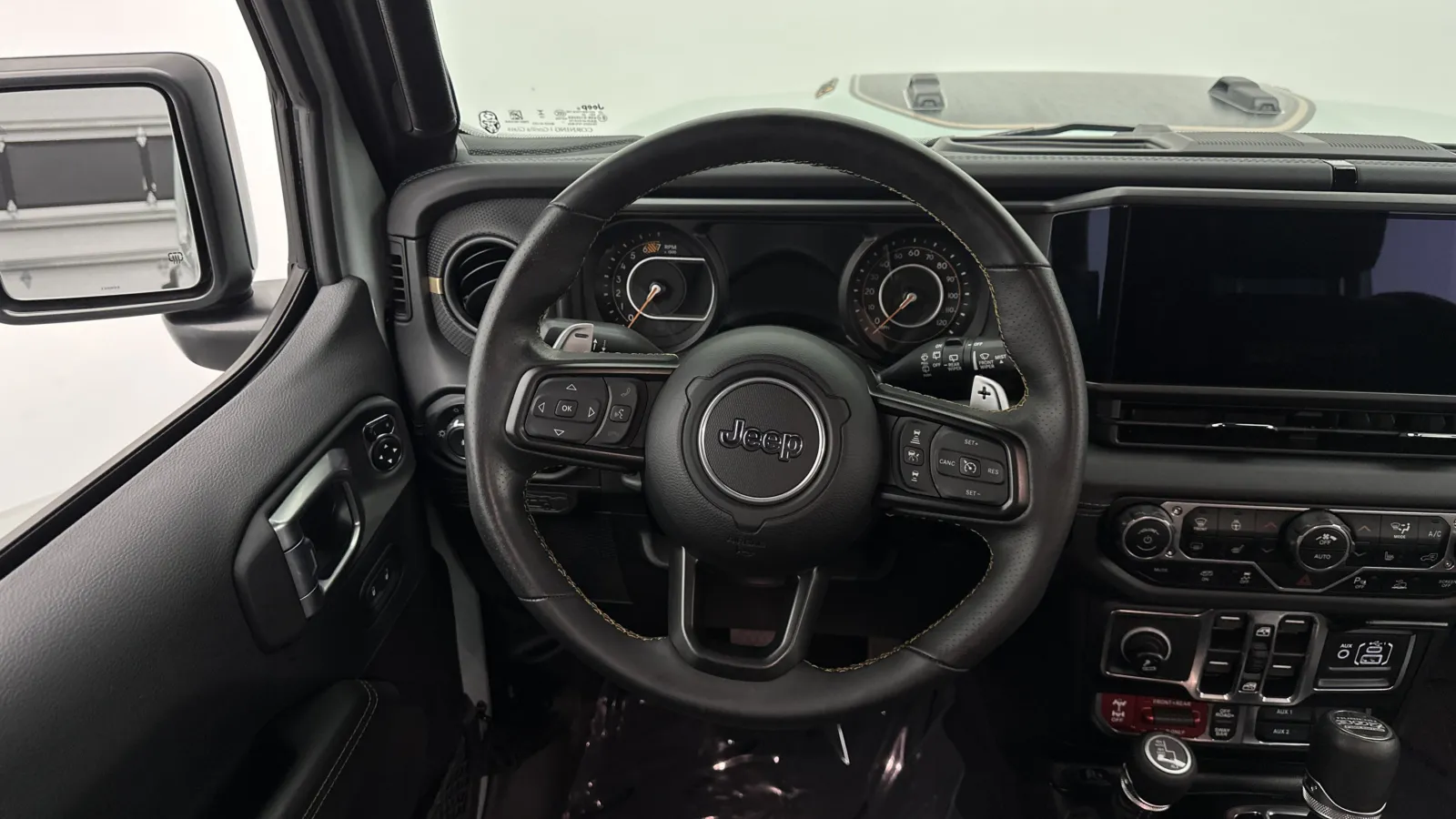 Jeep Wrangler photo 38