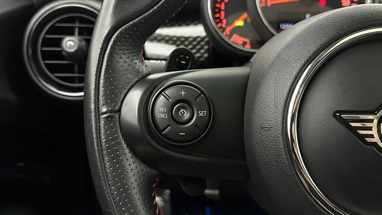 Mini Hardtop photo 21