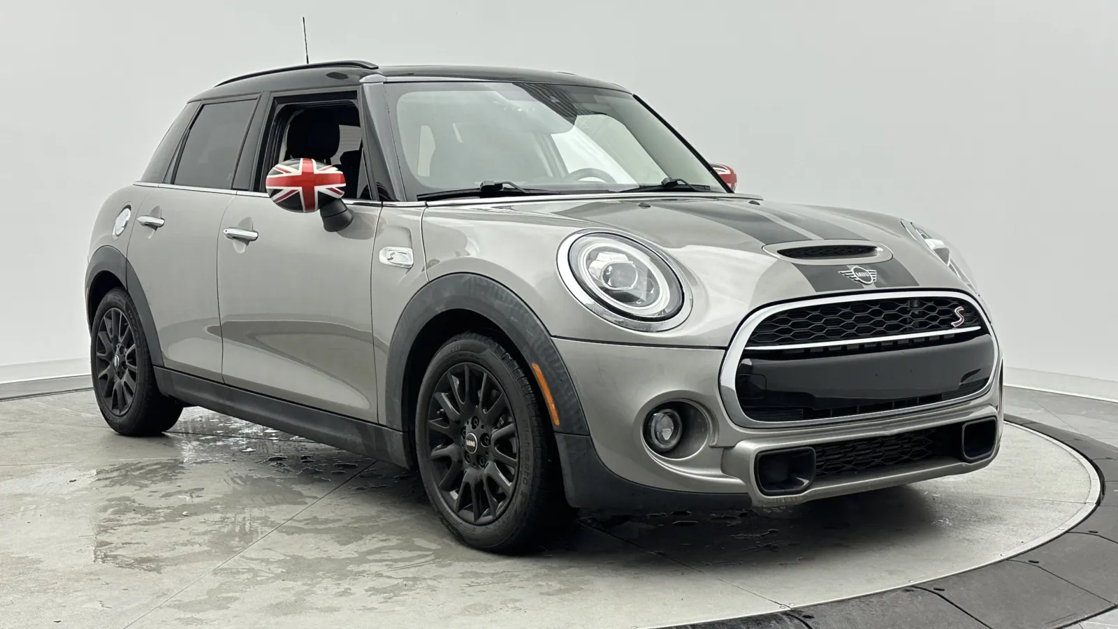 Mini Hardtop photo 3