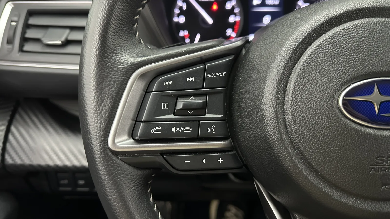 Subaru Ascent photo 16