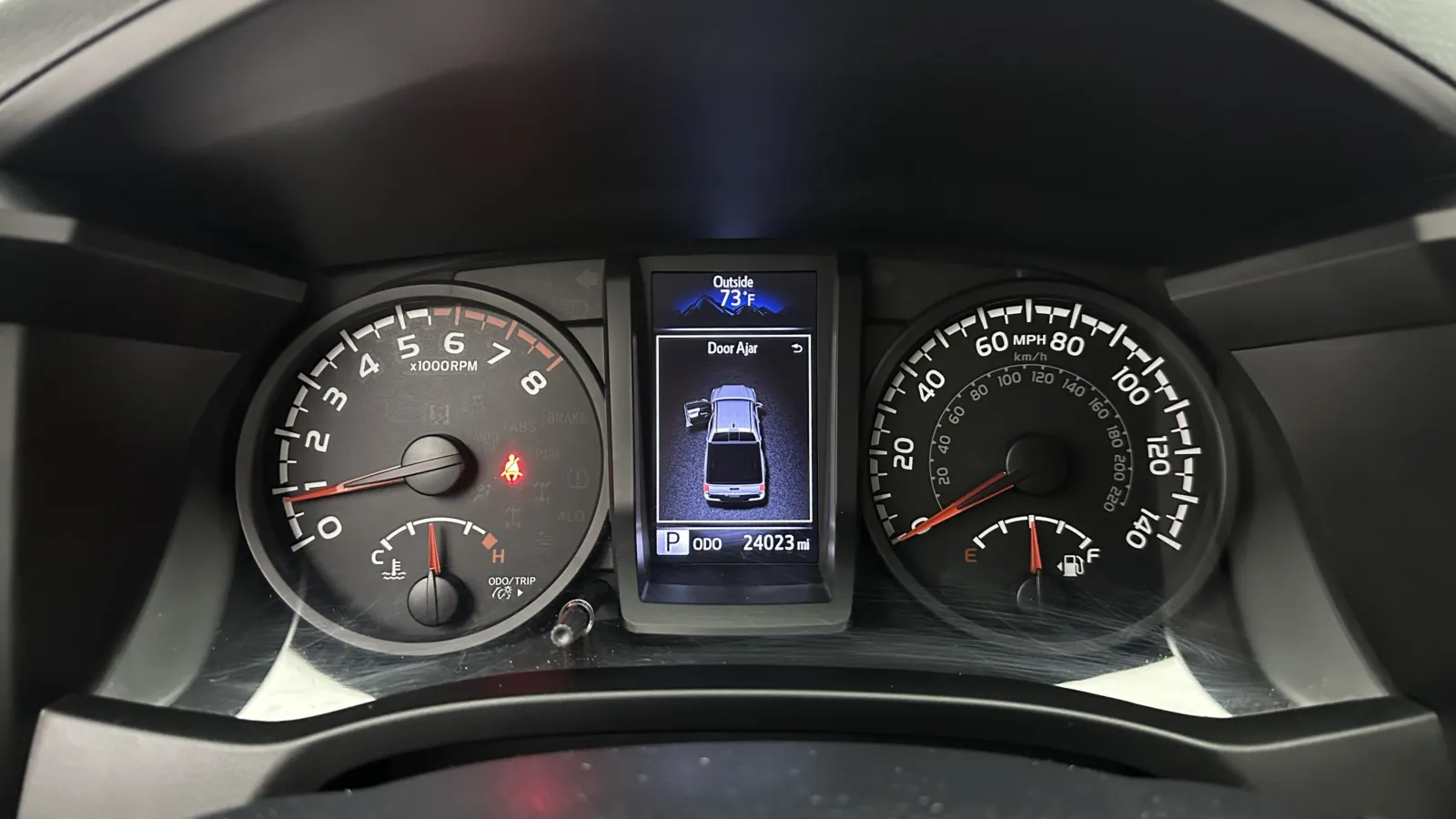 Toyota Tacoma photo 16