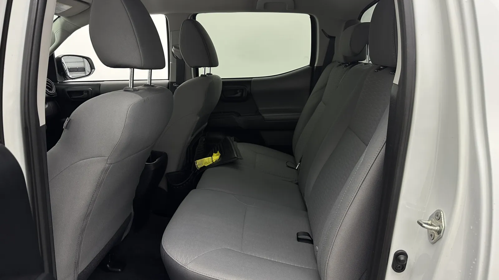 Toyota Tacoma photo 19