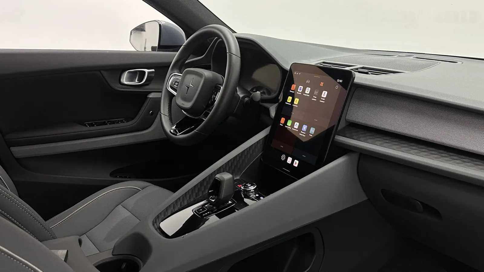 Polestar 2 photo 33