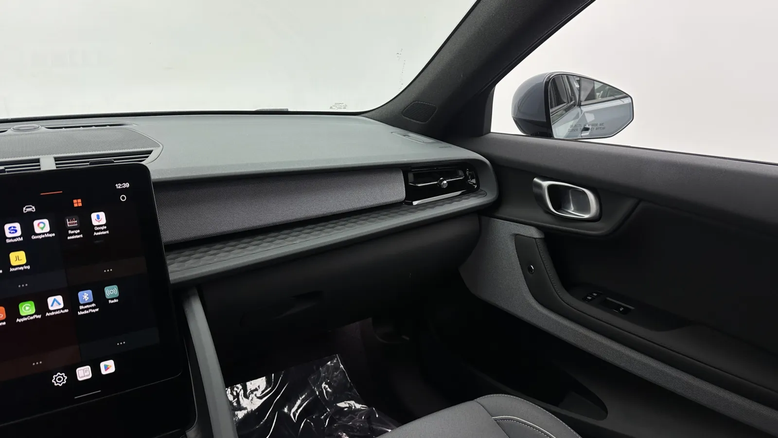 Polestar 2 photo 32