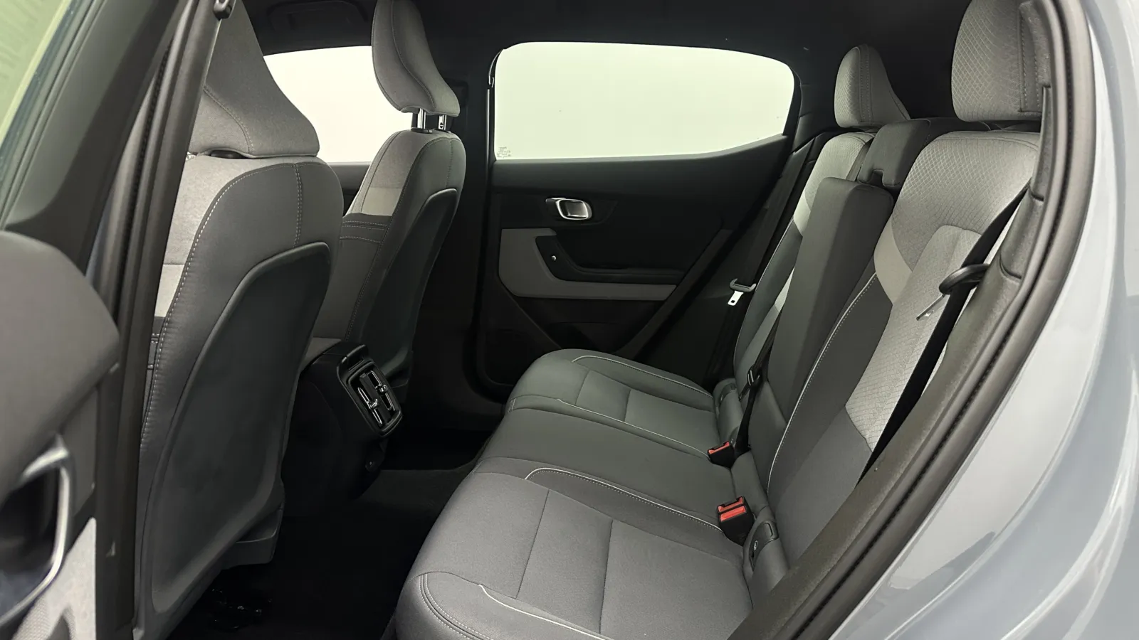 Polestar 2 photo 23