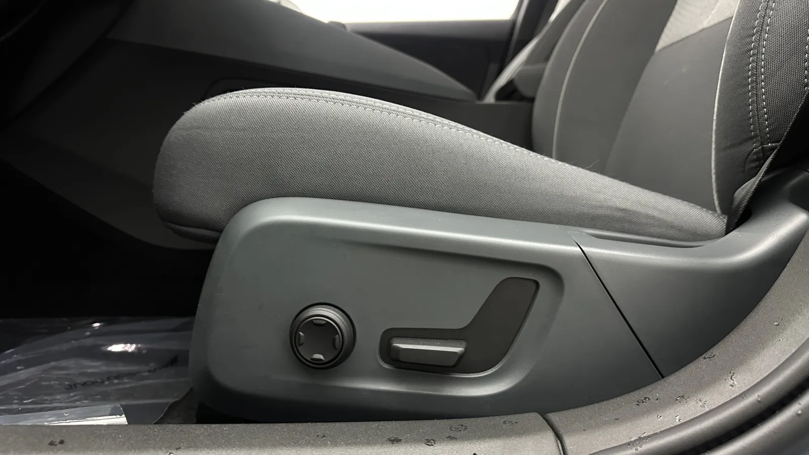 Polestar 2 photo 14