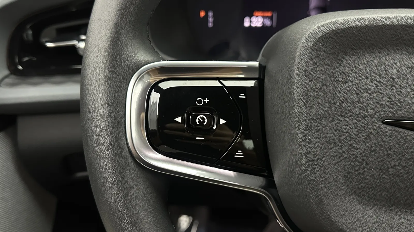 Polestar 2 photo 19