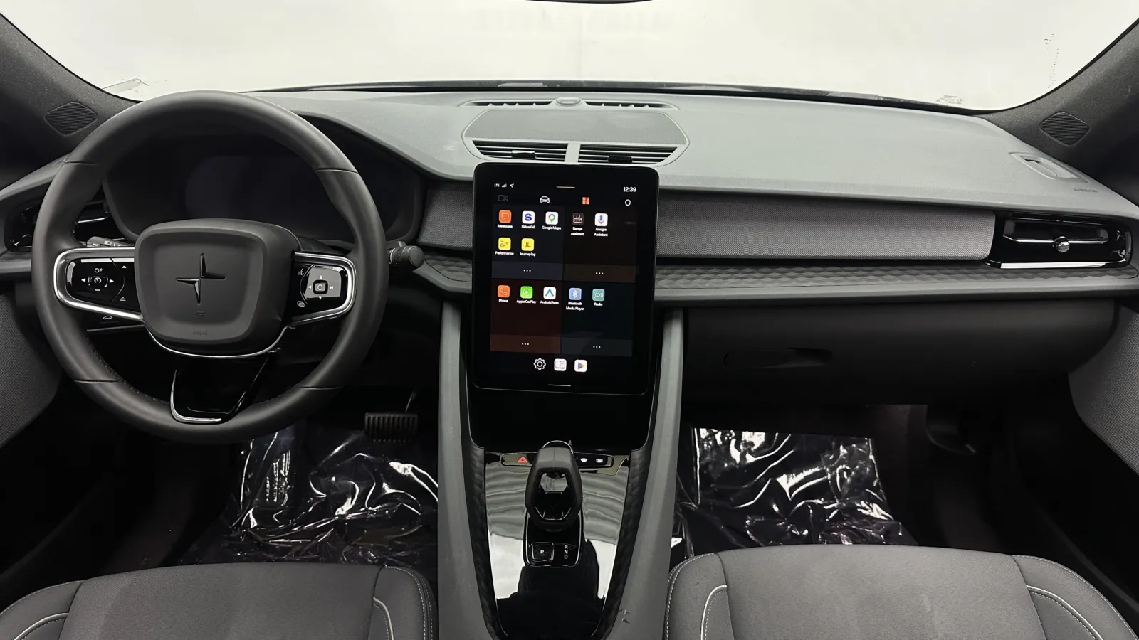 Polestar 2 photo 31